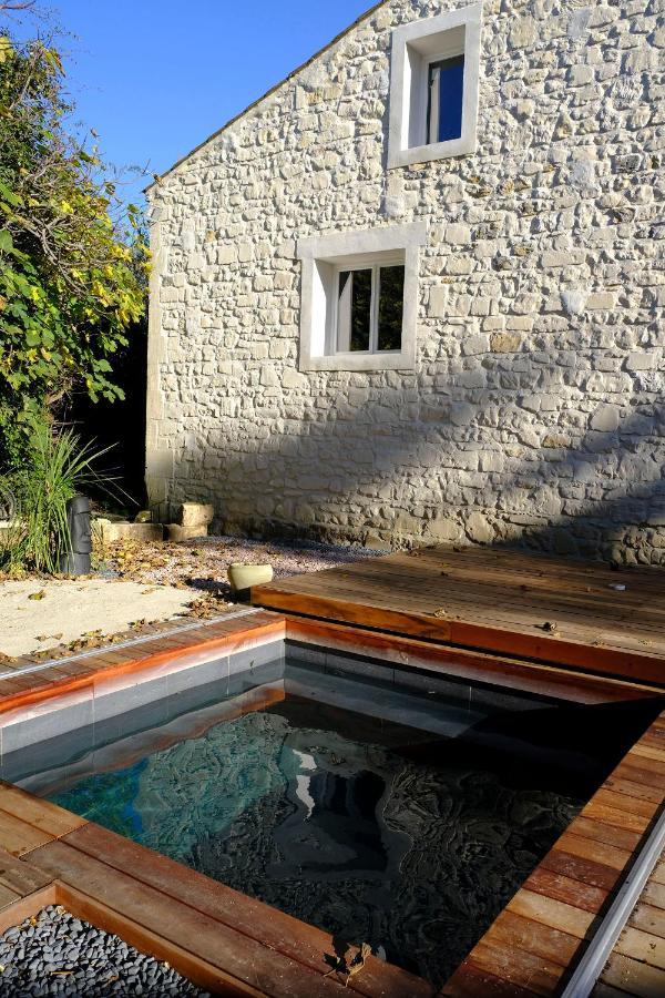 Le Loft De La Grange Acomodação com café da manhã Arles Exterior foto